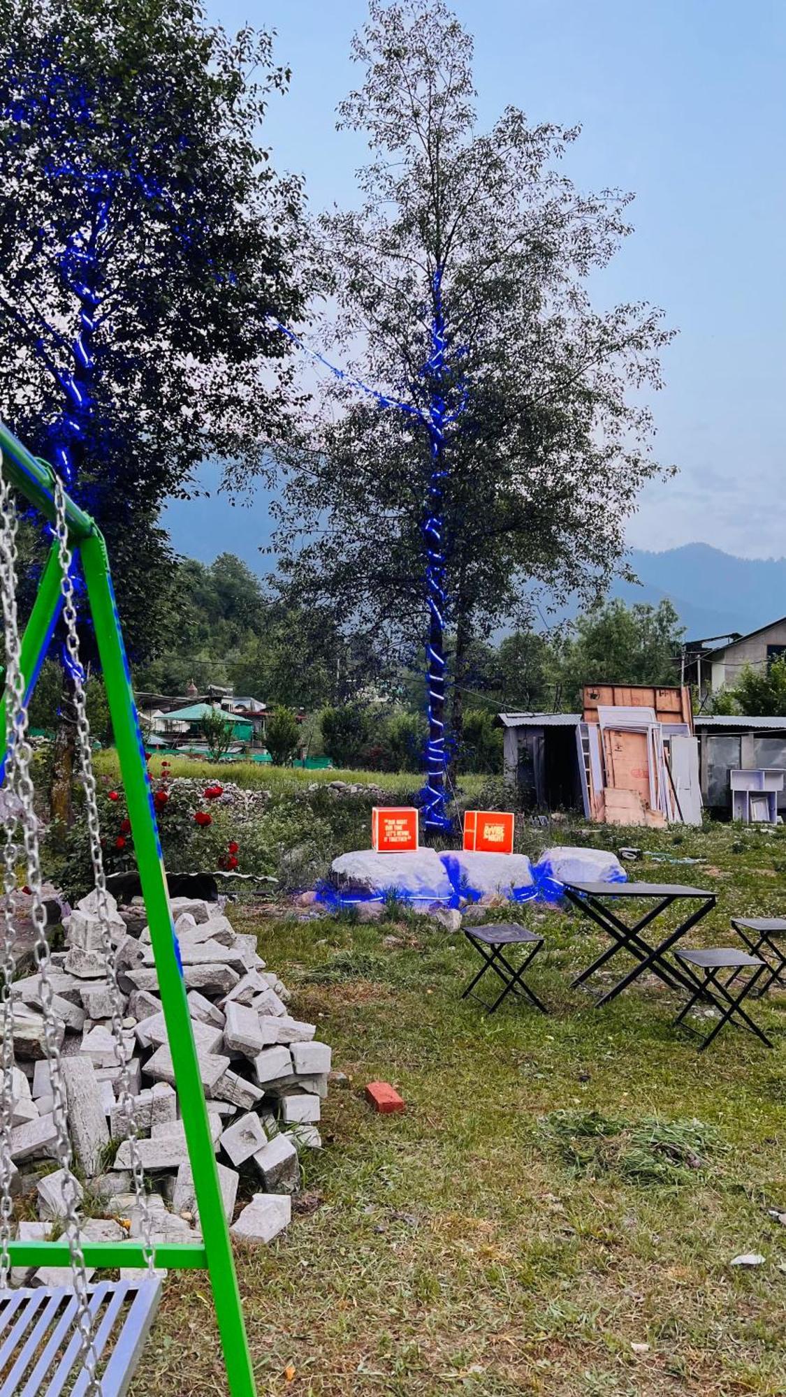 Himalayan Riverside Swiss Cottage Tents, Manali מראה חיצוני תמונה