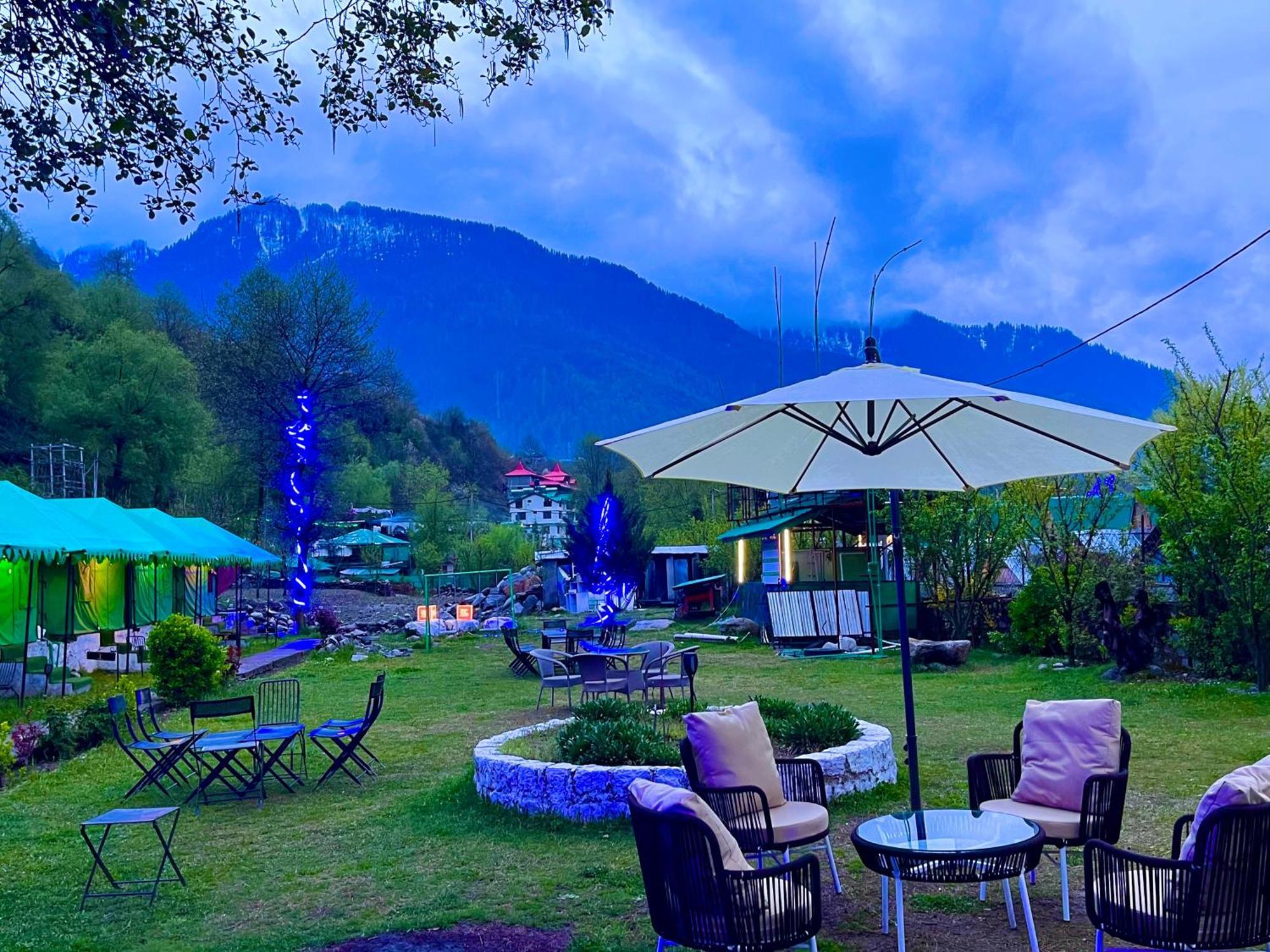 Himalayan Riverside Swiss Cottage Tents, Manali מראה חיצוני תמונה