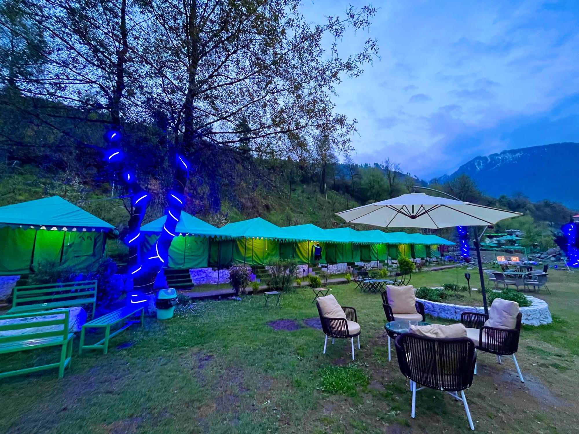 Himalayan Riverside Swiss Cottage Tents, Manali מראה חיצוני תמונה
