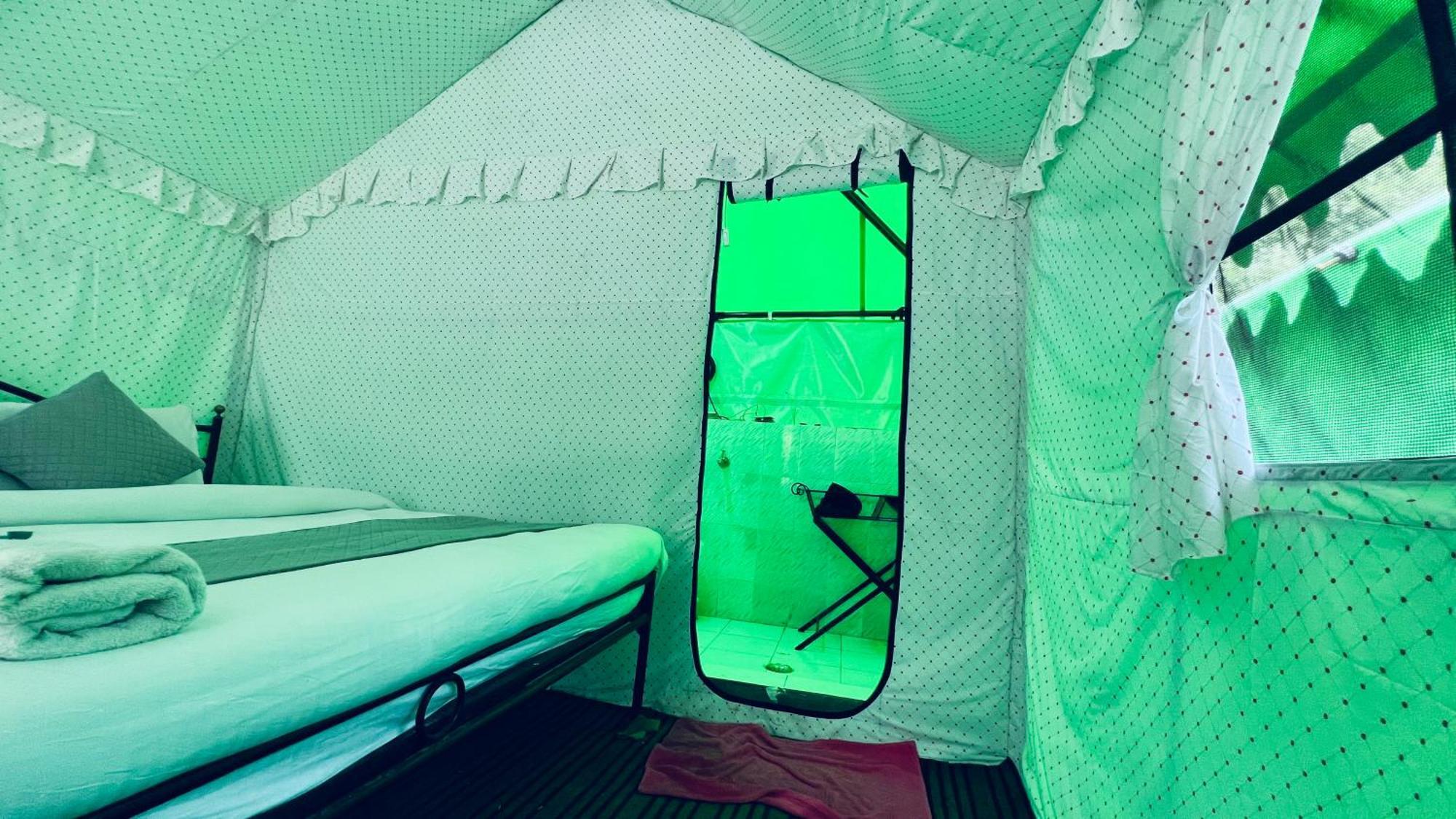 Himalayan Riverside Swiss Cottage Tents, Manali מראה חיצוני תמונה