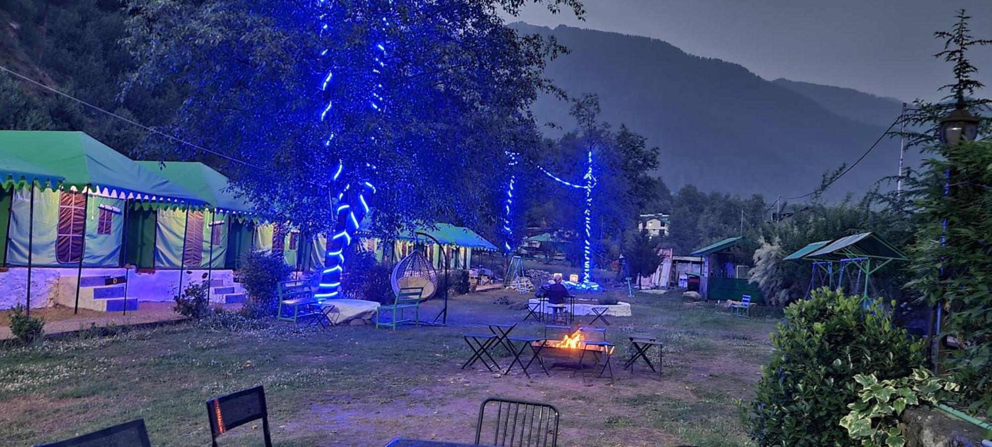 Himalayan Riverside Swiss Cottage Tents, Manali מראה חיצוני תמונה